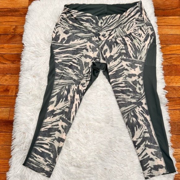 Adidas primegreen women active leggings 3XL - Picture 9 of 10